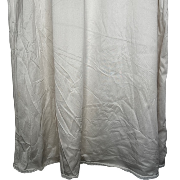 Vintage‎ Vanity Fair Nylon Slip - Picture 2 of 5